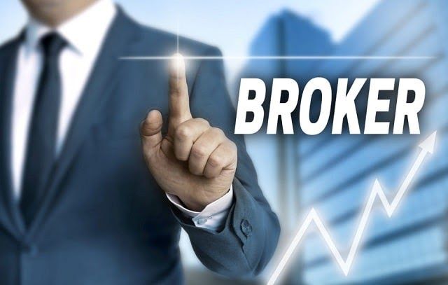 How Buyers and Sellers Are Connected via Business Brokers